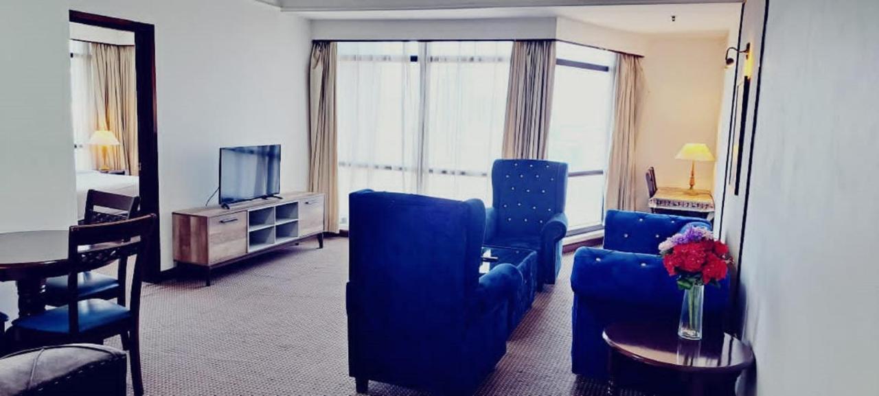 Victory Apartment Berjaya Times Square Kl Куала-Лумпур Экстерьер фото