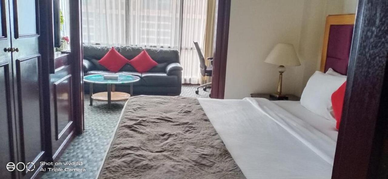 Victory Apartment Berjaya Times Square Kl Куала-Лумпур Экстерьер фото