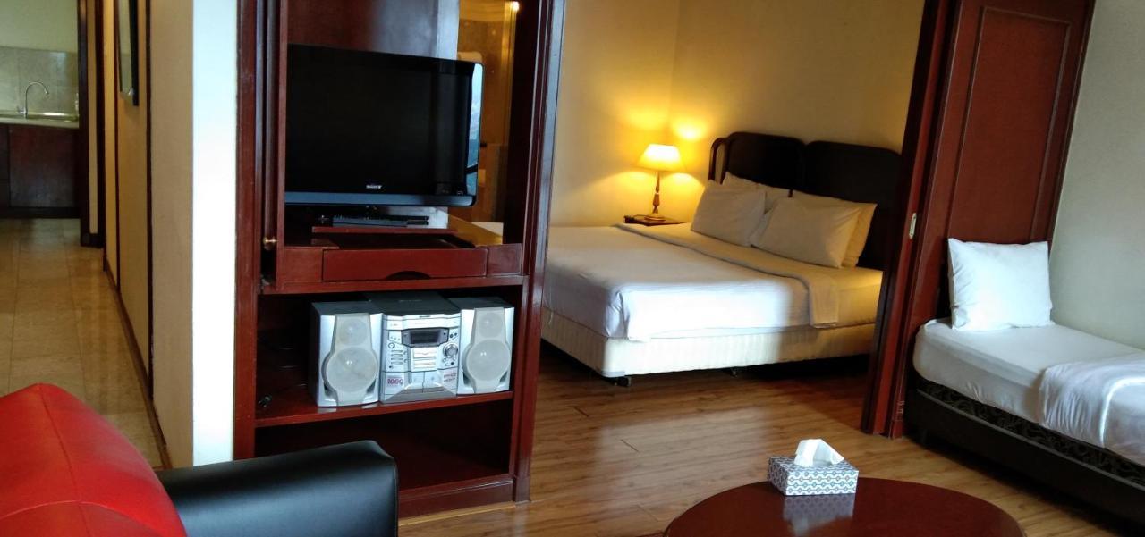 Victory Apartment Berjaya Times Square Kl Куала-Лумпур Экстерьер фото